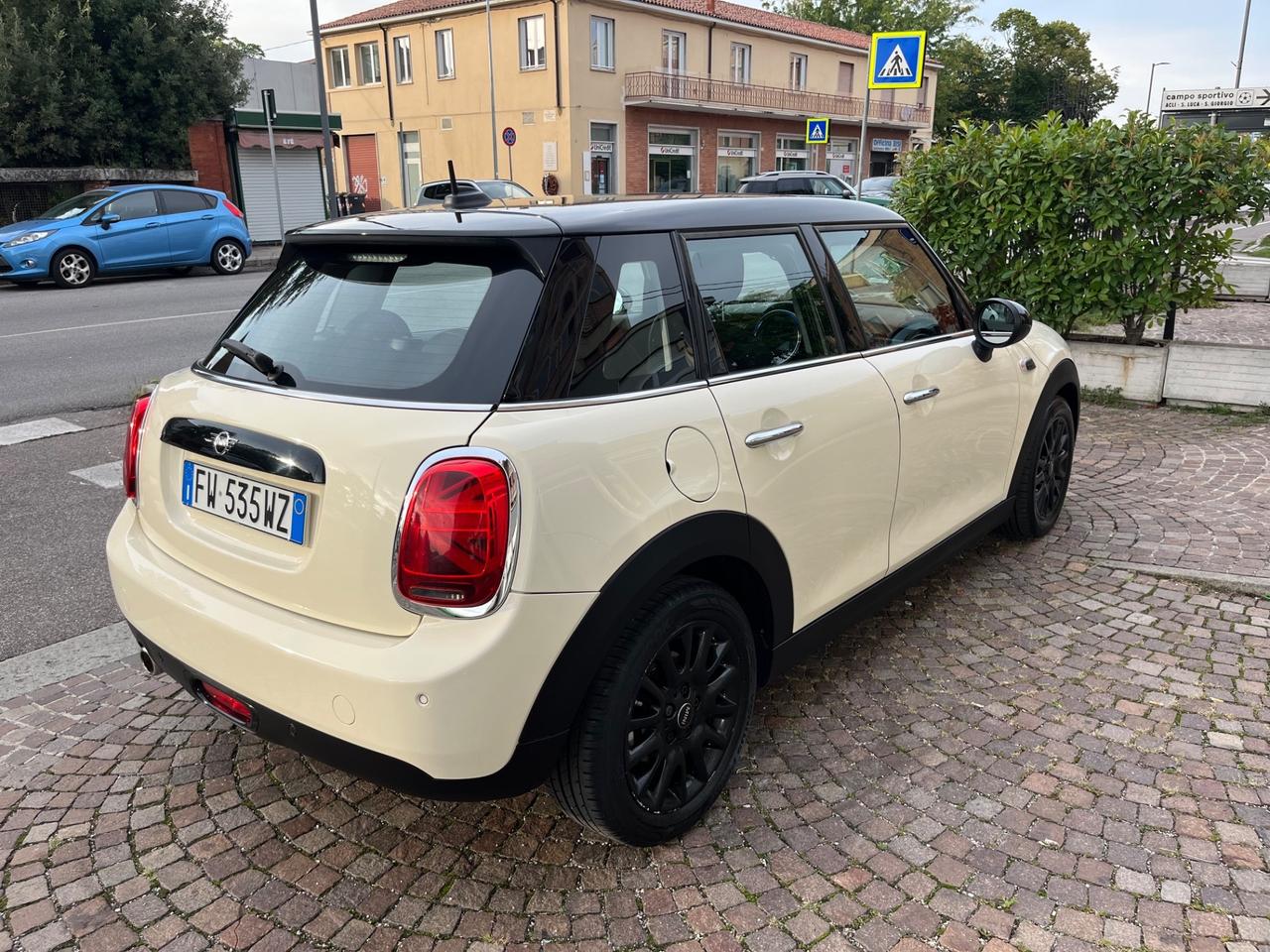 Mini 1.5 Cooper D Baker Street 5 porte