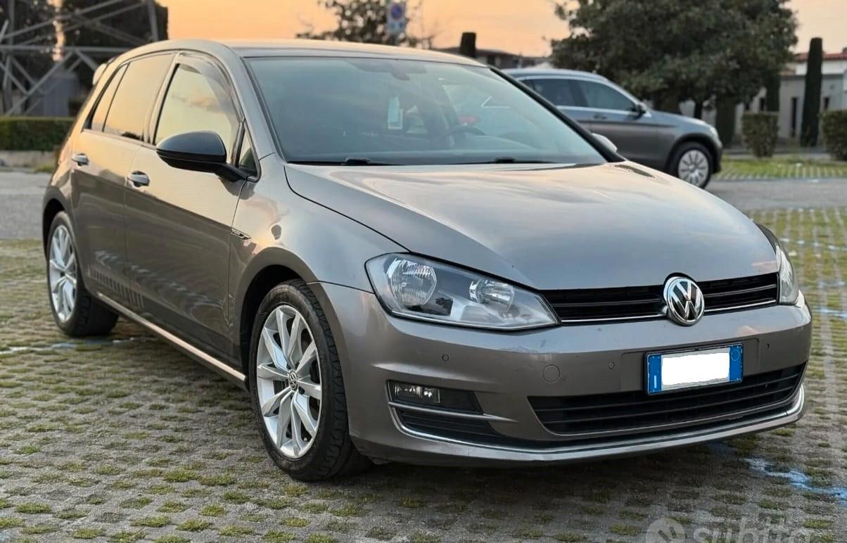 Volkswagen Golf 1.6 TDI DSG 5p. Highline BlueMotion Technology