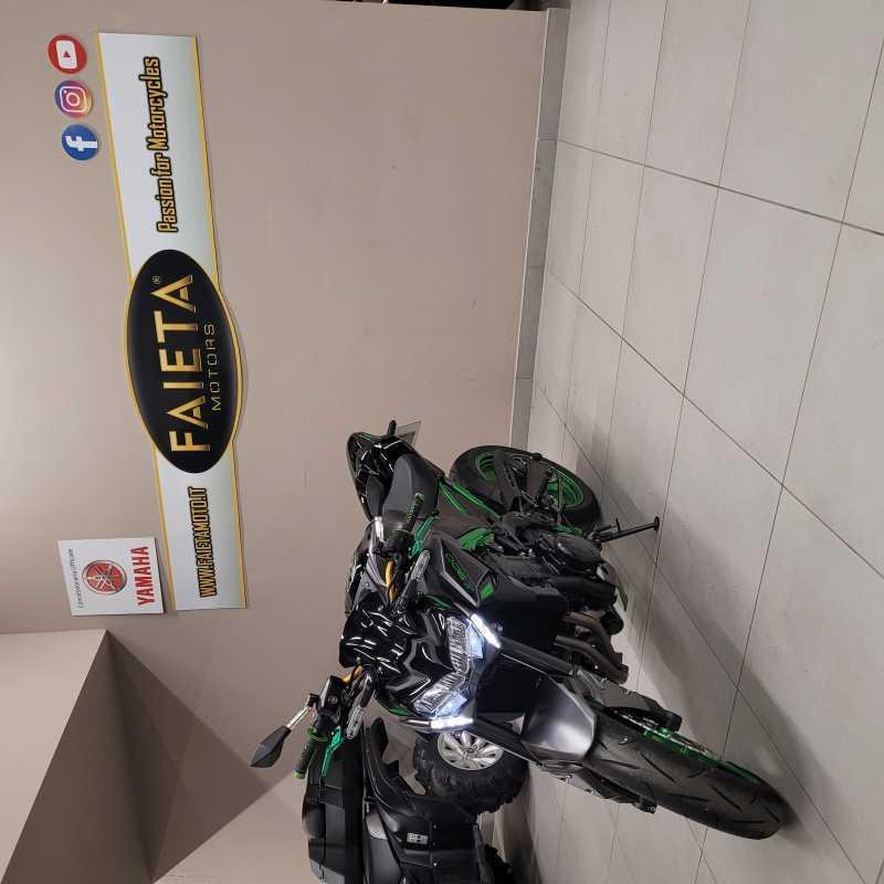Kawasaki Z 900 - 2023