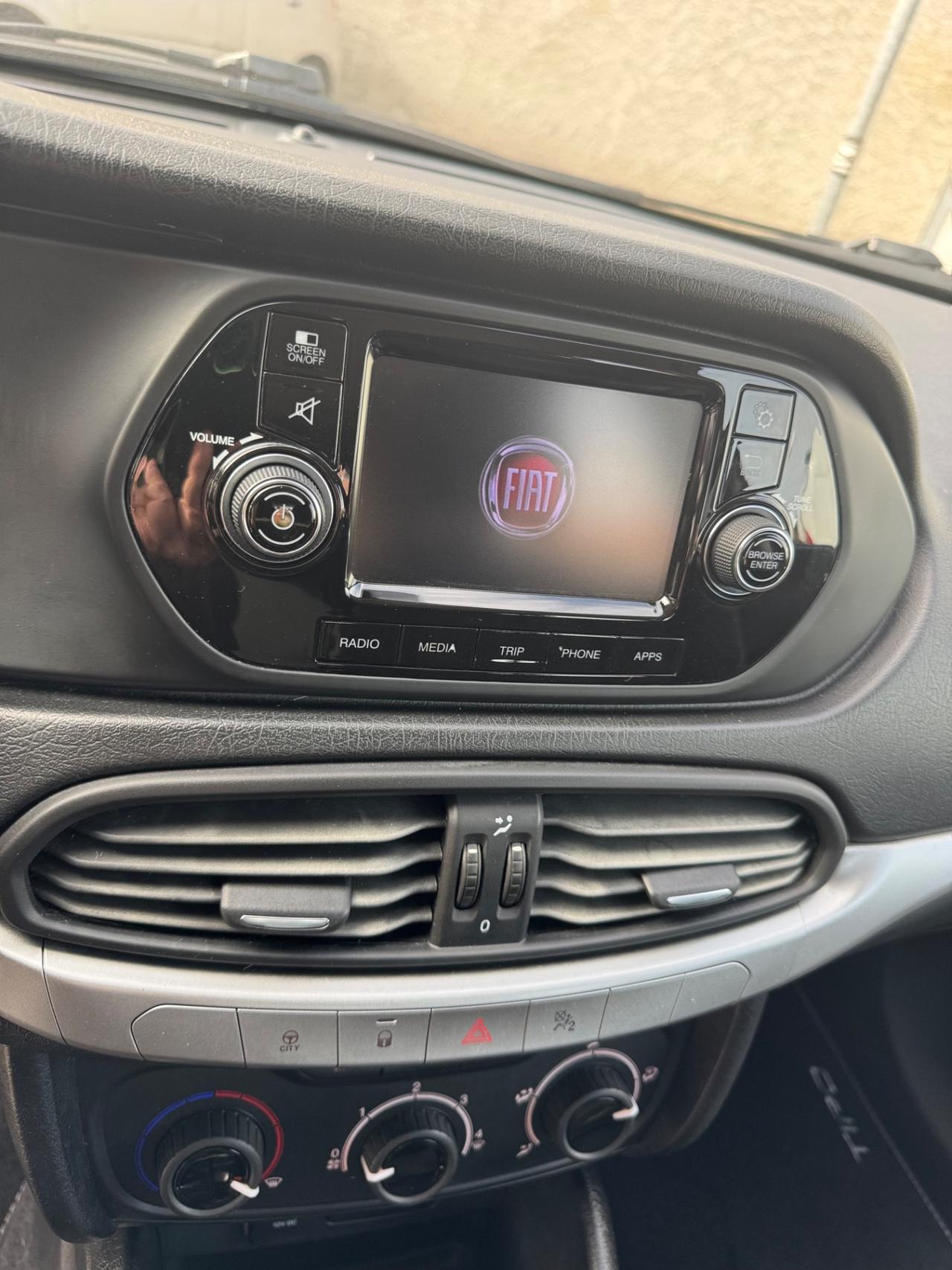 Fiat Tipo 1.4 5 porte Easy Euro 6b