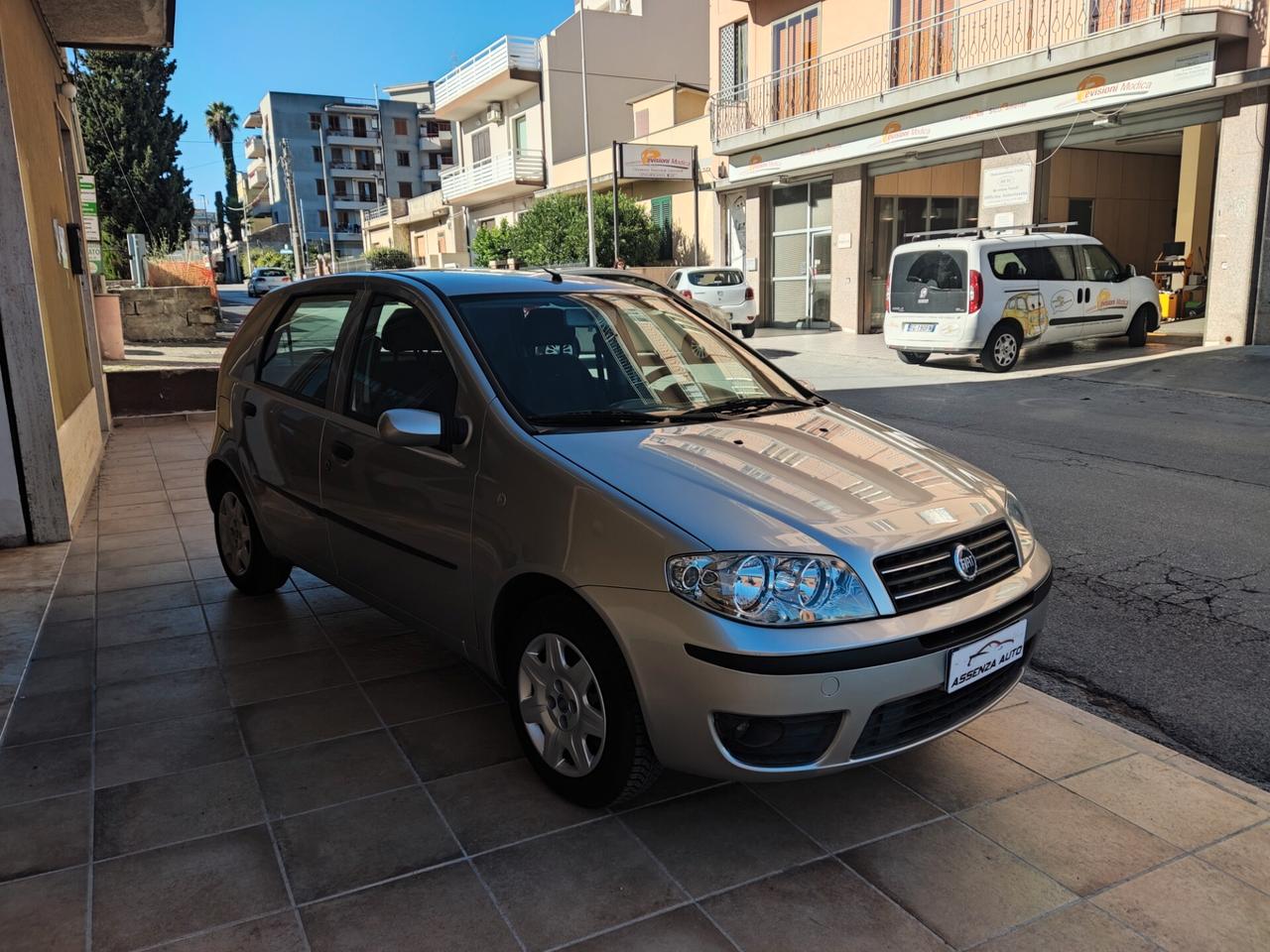 Fiat Punto 1.2 5 porte bConnect