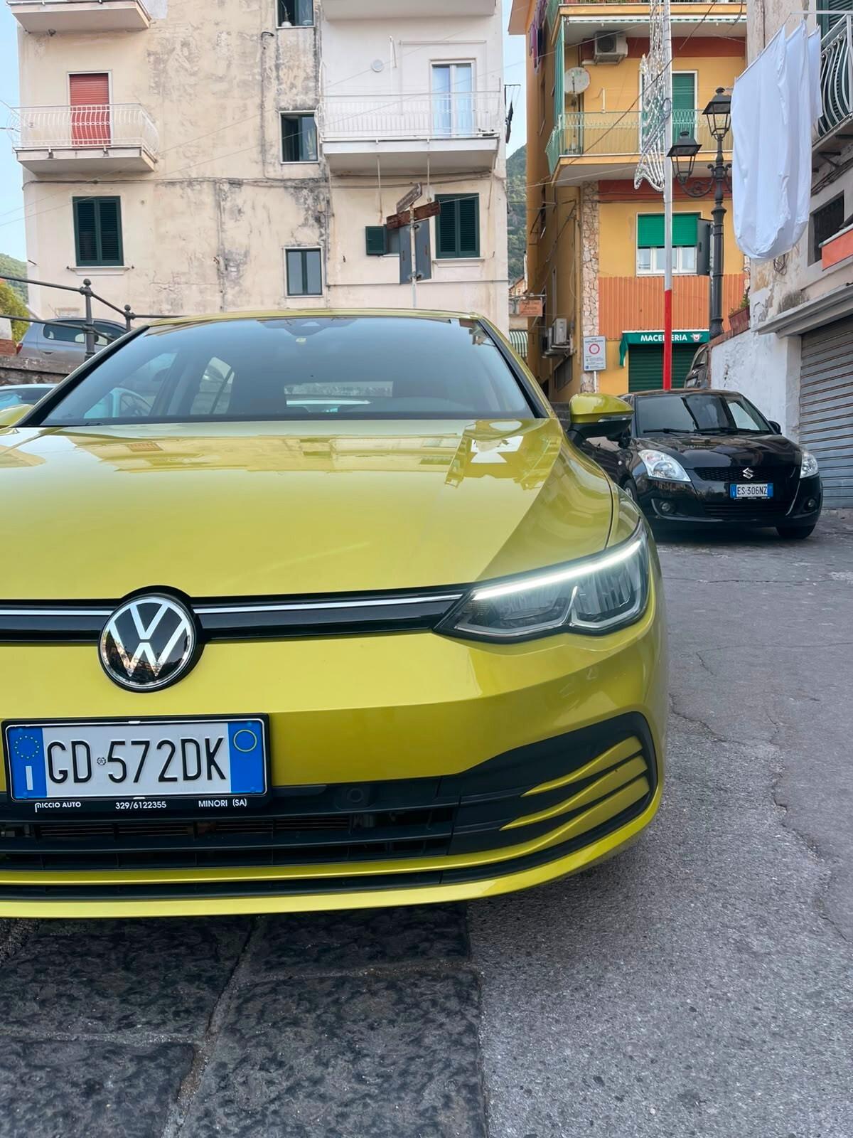 Volkswagen Golf 2.0 TDI 115 CV SCR Life iva esposta