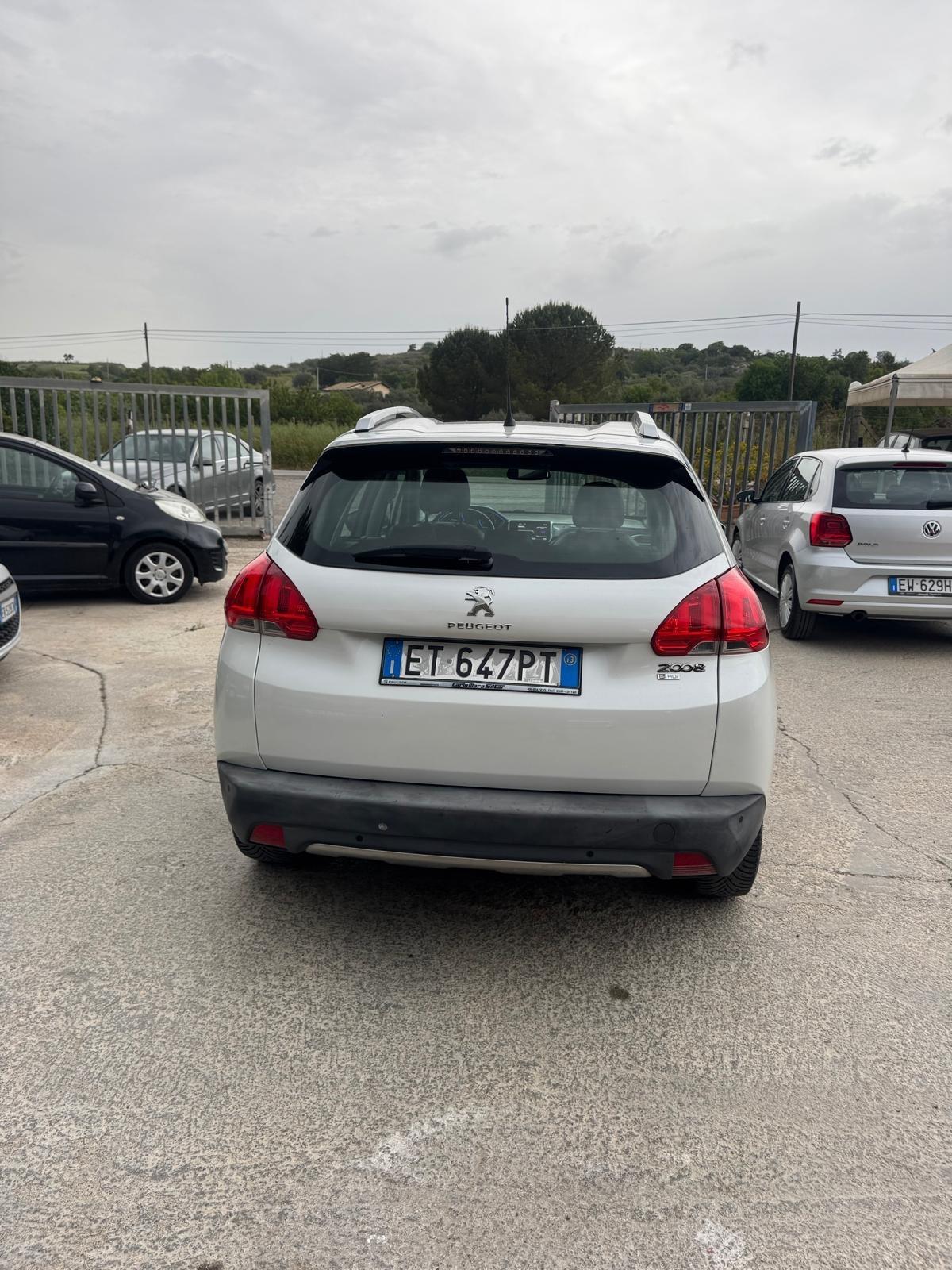Peugeot 2008 1.6 e-HDi 92 CV Stop&Start robotizzato Active