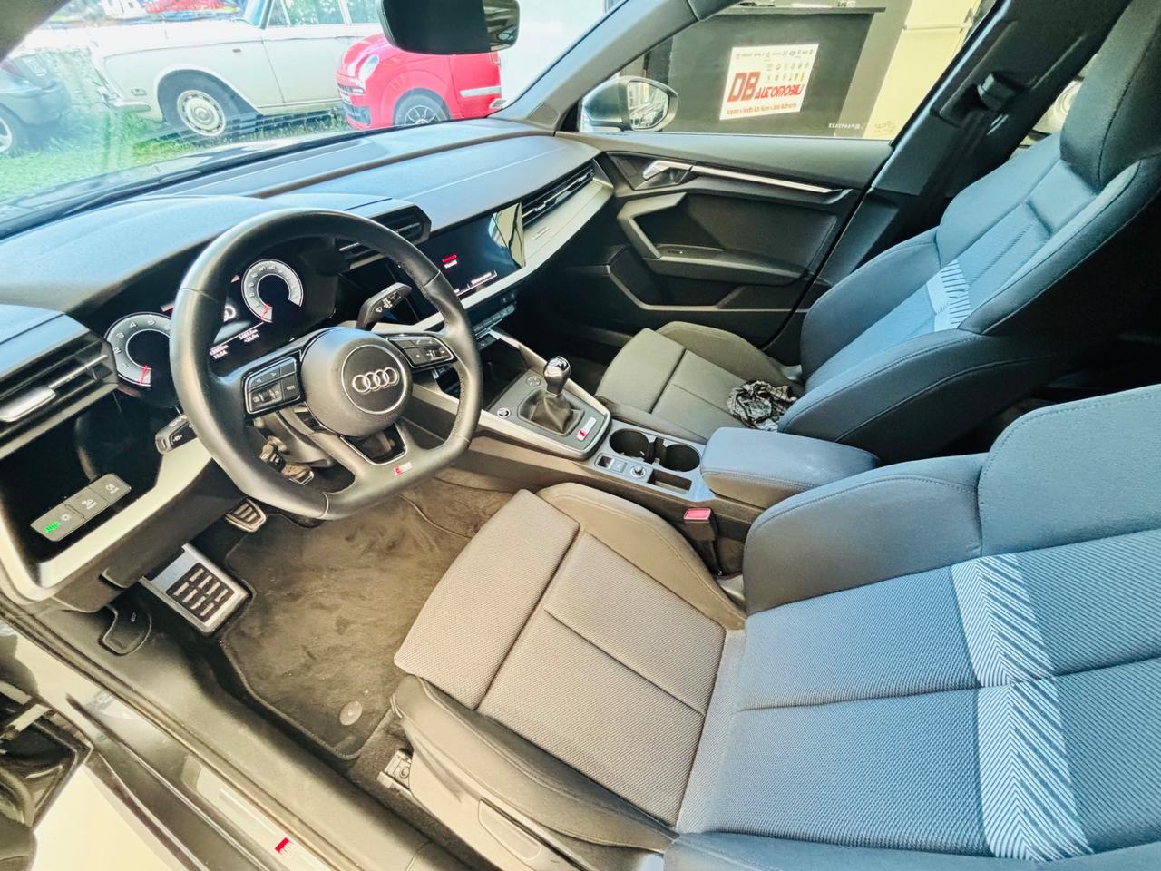 Audi A3 Sedan 35 TFSI S line edition