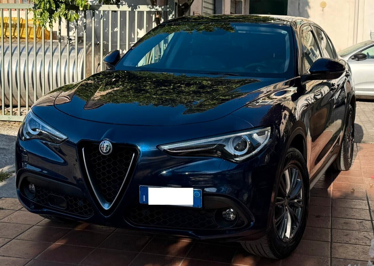 Alfa Romeo Stelvio 2.2 TD 180CV AT8 Q4 Business