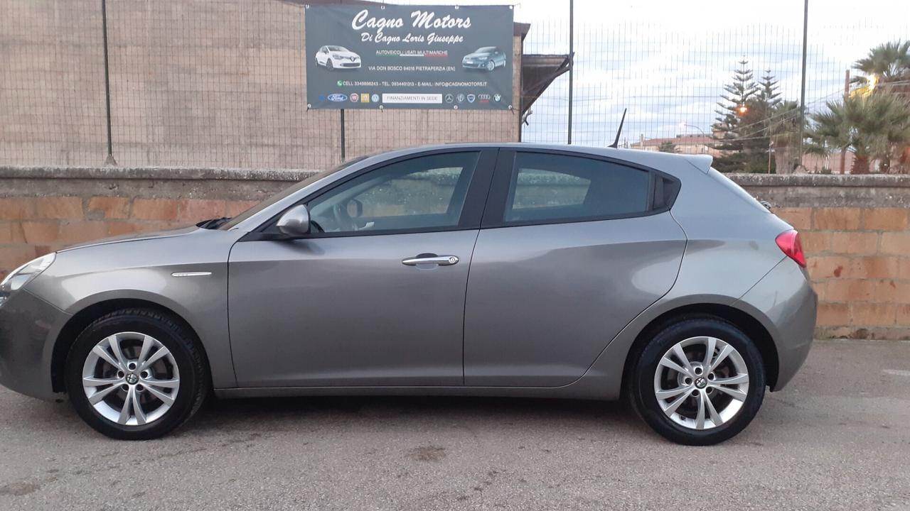 Alfa Romeo Giulietta 1.6 105 CV