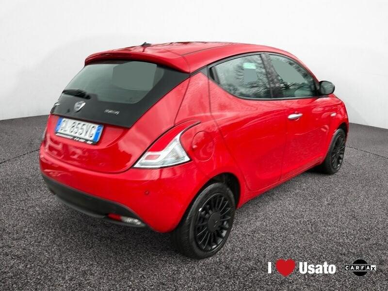 Lancia Ypsilon III 2021 1.0 firefly hybrid Silver s&s 70cv