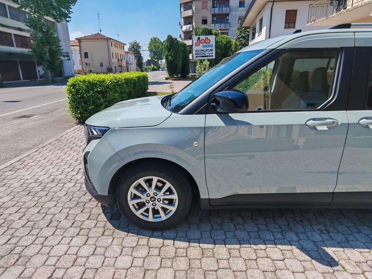 Ford Tourneo Courier 1.0 EcoBoost Powershift Titanium