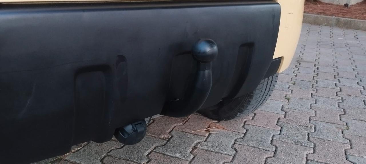 Panda 1.2 4x4 Climbing