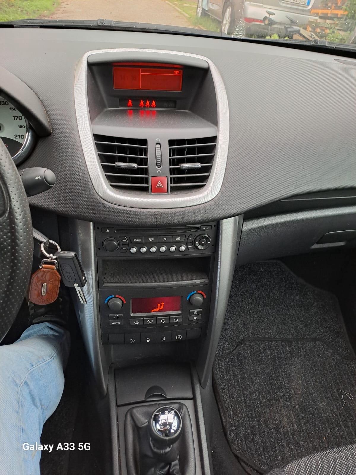 Peugeot 207 berlina 5 poprte