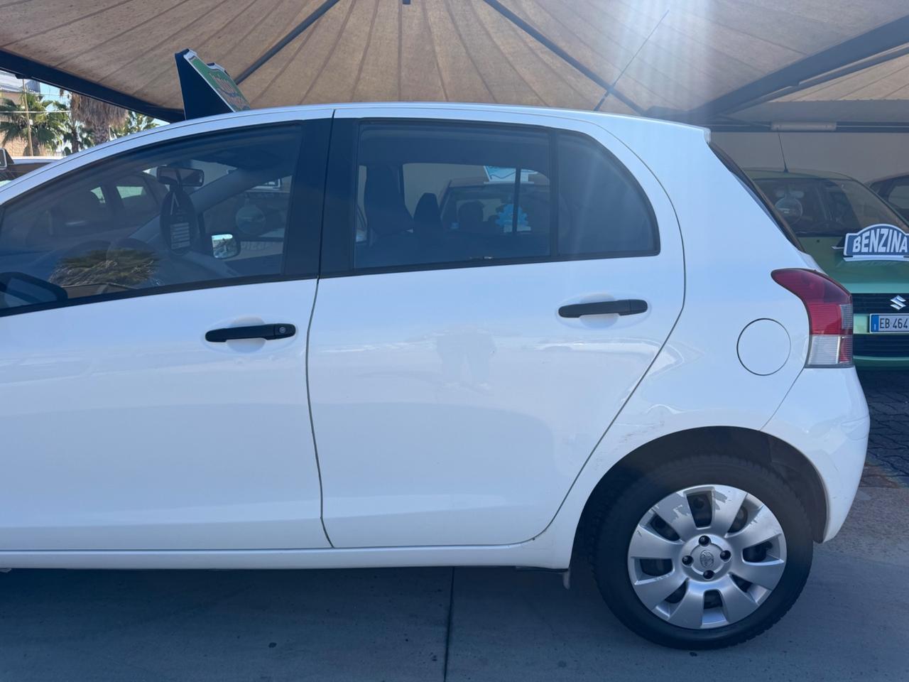 Toyota YARIS 1.0 BENZINA 2010 - SERVICE TOYOTA