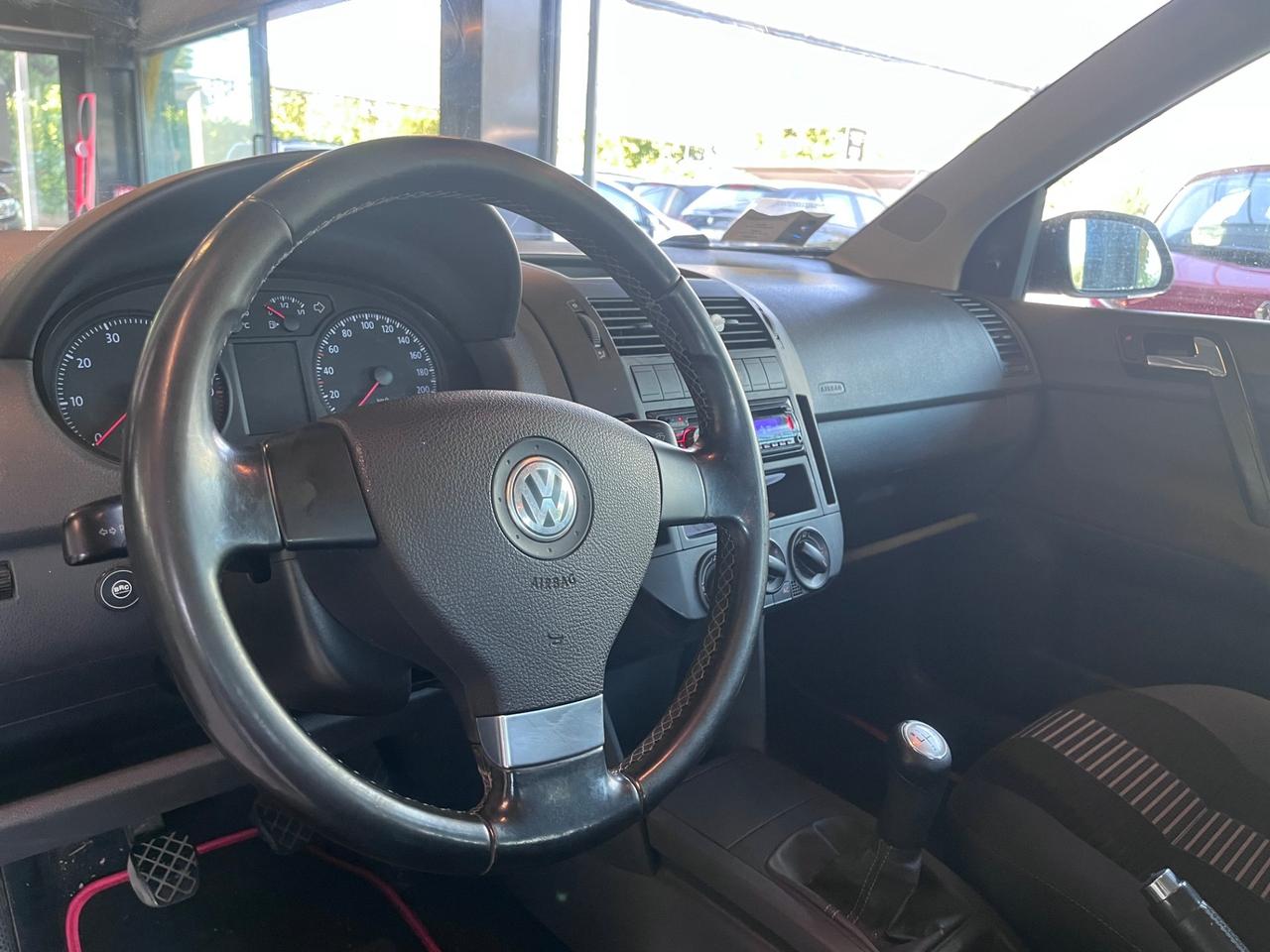Volkswagen Polo 1.2/70CV 12V 5p. United