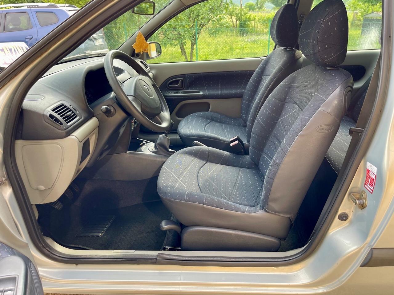 Renault Clio 1.2 43kw OK NEOPATENTATI