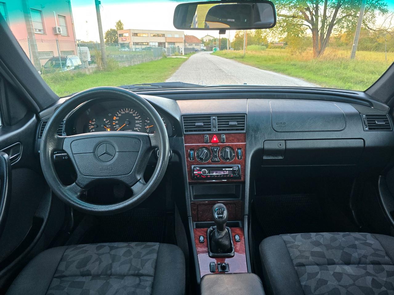 Mercedes C 180 Benzina con GARANZIA