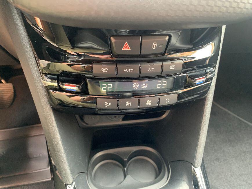 Peugeot 2008 PureTech 82 Allure- UNIPROPRIETARIO
