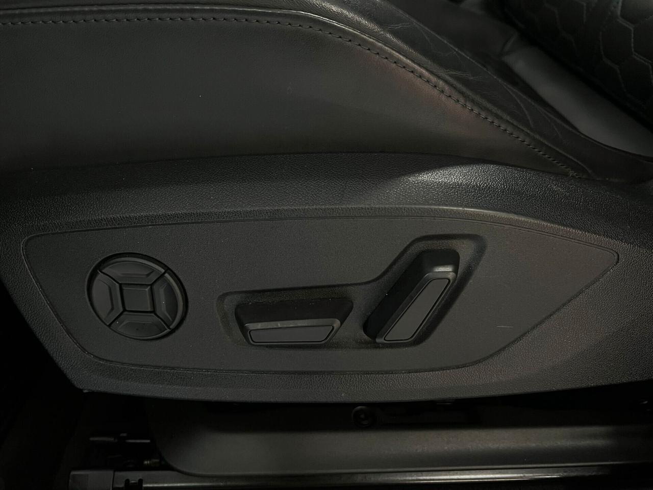 NUOVA AUDI RSQ3 SPORTBACK 2.5 BENZ 400CV S-TRONIC PACK BLACK