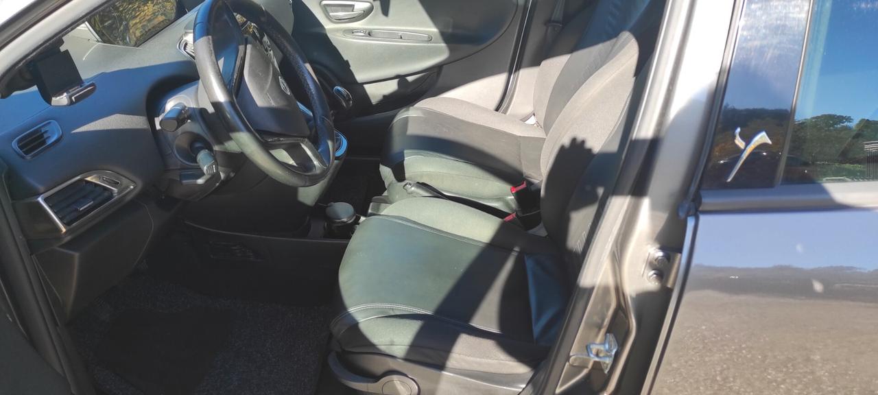 Lancia Ypsilon 1.3 MJT 16V 95 CV 5 porte S&S Platinum