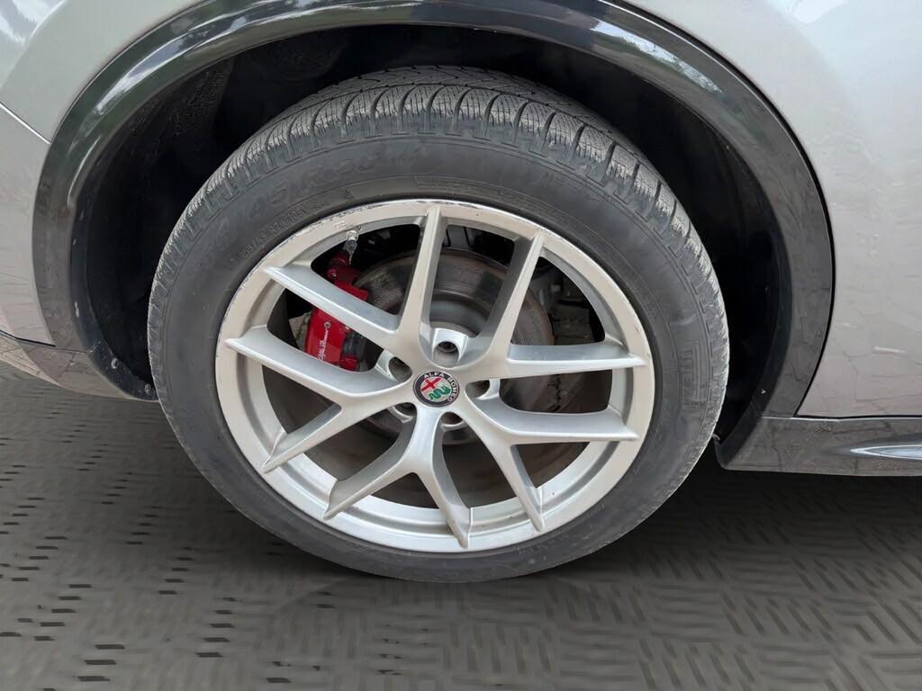 Alfa Romeo Stelvio 2.0 Turbo Ti Q4 AT8