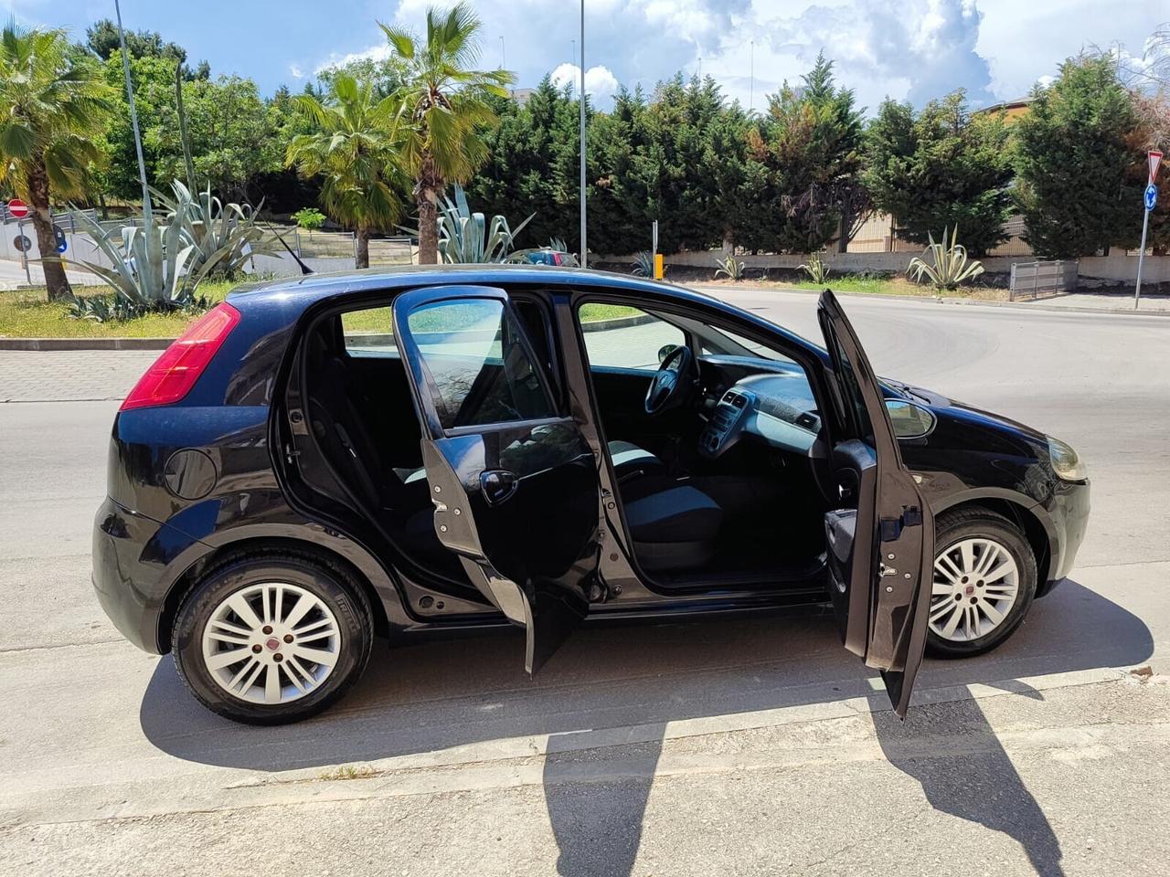 Fiat Grande Punto 1.3 MJT 75 CV E4!!