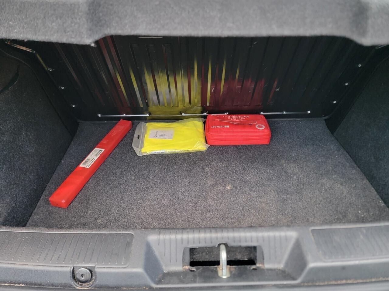 Fiat Punto 1.3 M.IT 5 PORTE EURO 6 GARANZIA 12 MESI