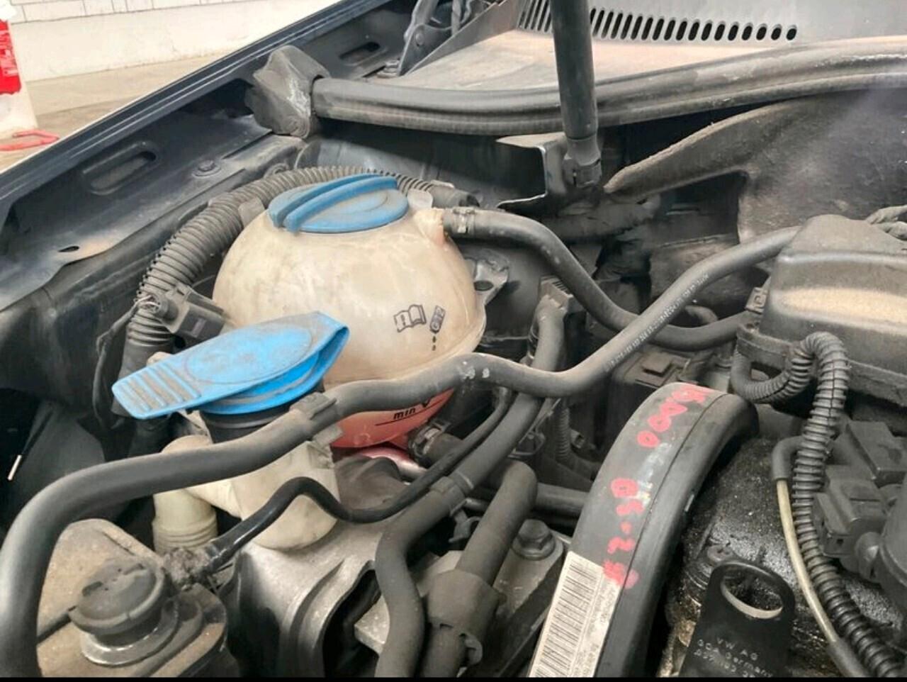 Volkswagen Golf 1.6 5p. Gpl 102 cv PREZZO NON TRATTABILE .