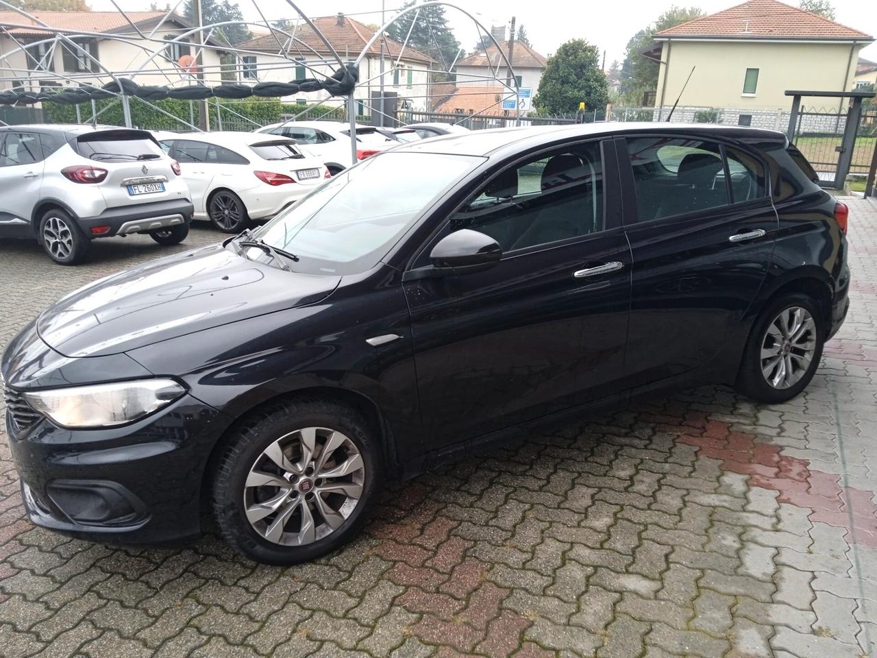 Fiat Tipo LOUNGE VOLANTE MULTIFUNZIONI SENS PARK POSTERIORI CERCHI IN LEGA ADATTA X NEOPATENTETI