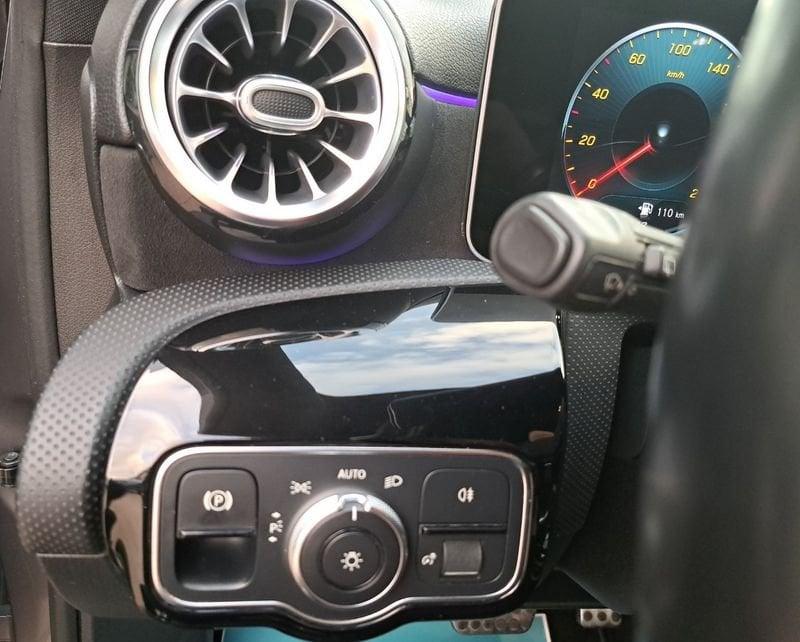 Mercedes-Benz Classe A A 180 d Premium auto