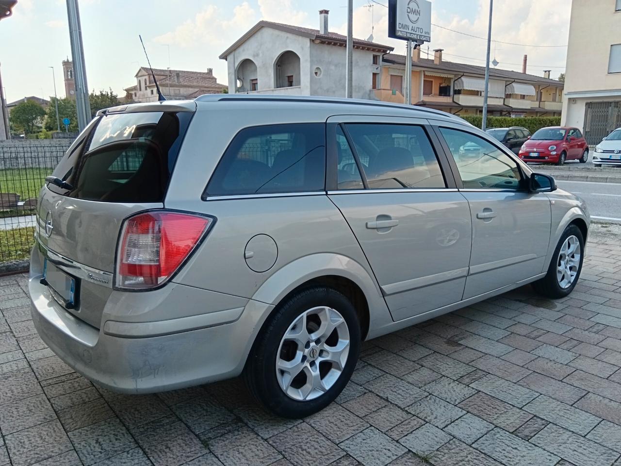 Opel Astra 1.6 16V GPL Station Wagon Cosmo