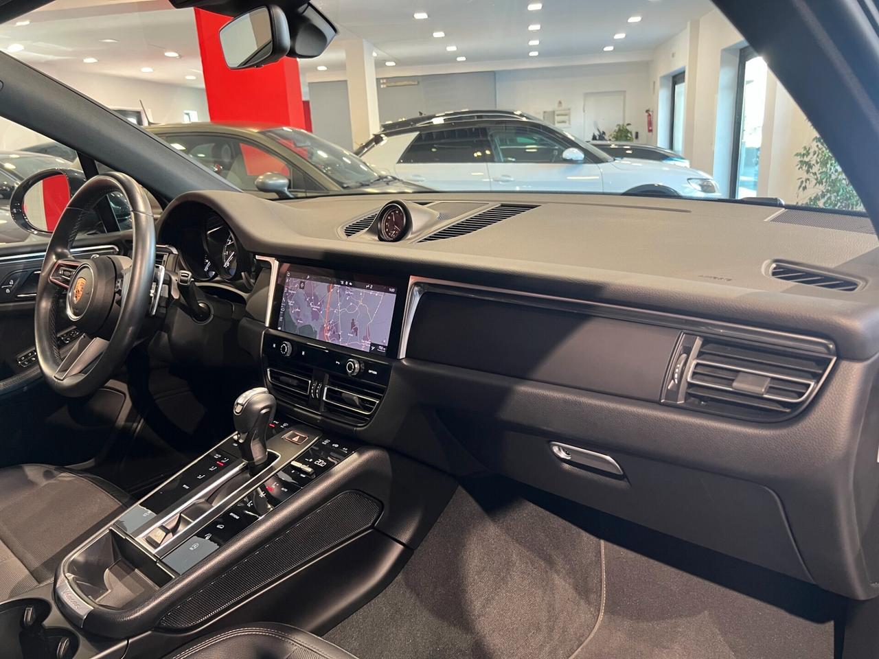 Porsche Macan 2.0 TETTO