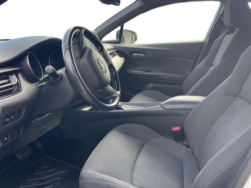 Toyota C-HR 5 Porte 1.8 Hybrid Business 2WD e-CVT