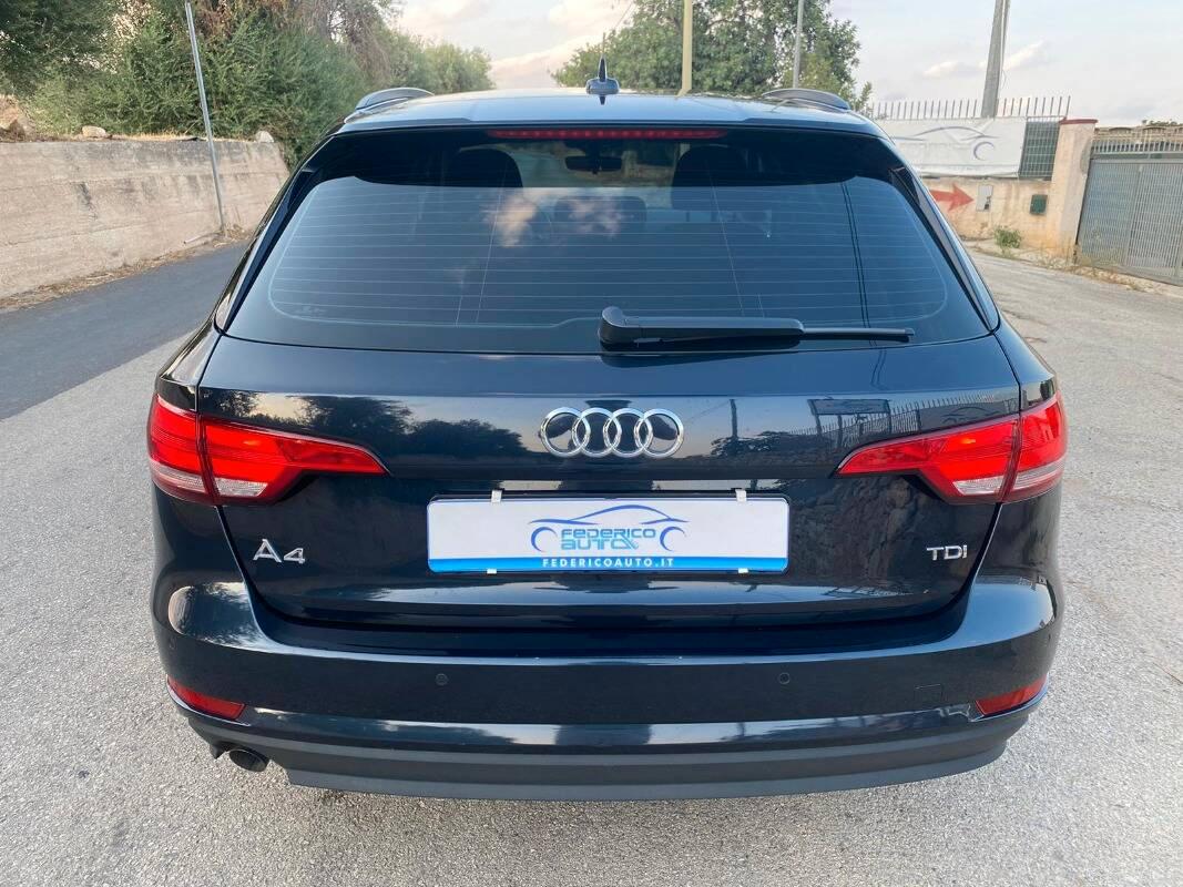 Audi A4 Avant 30 2.0 tdi Business Sport 122cv s-tronic my16