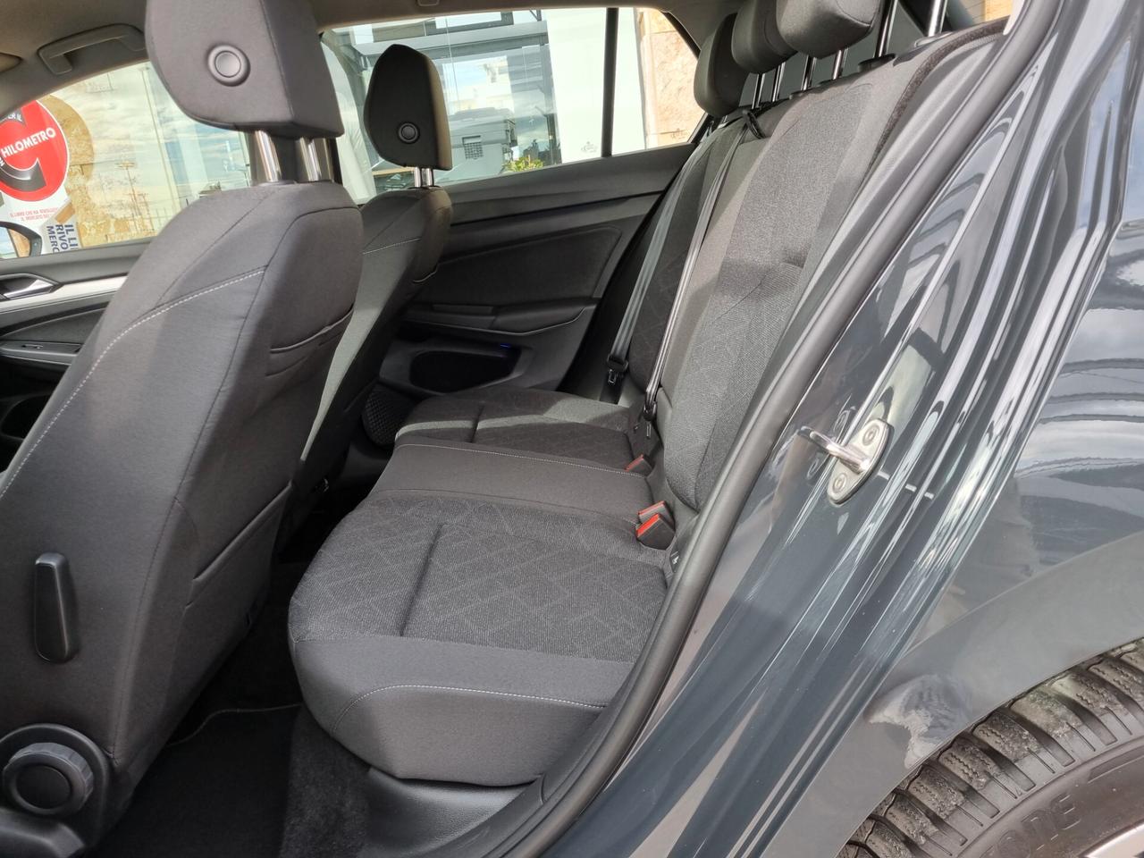 Volkswagen Golf VIII 1.0 tsi evo Life 110cv