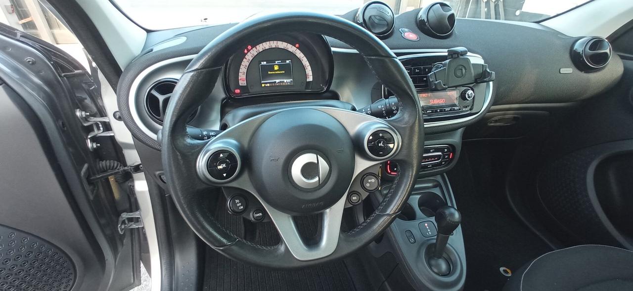 Smart ForFour TWINAMIC - TETTO PANORAMICO