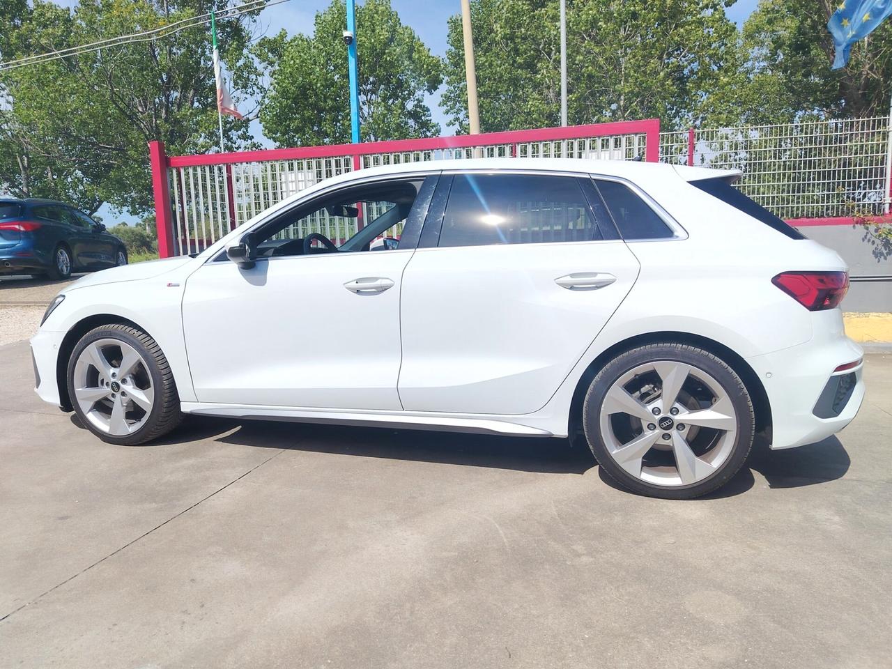 Audi A3 SPB 30 TDI S line edition