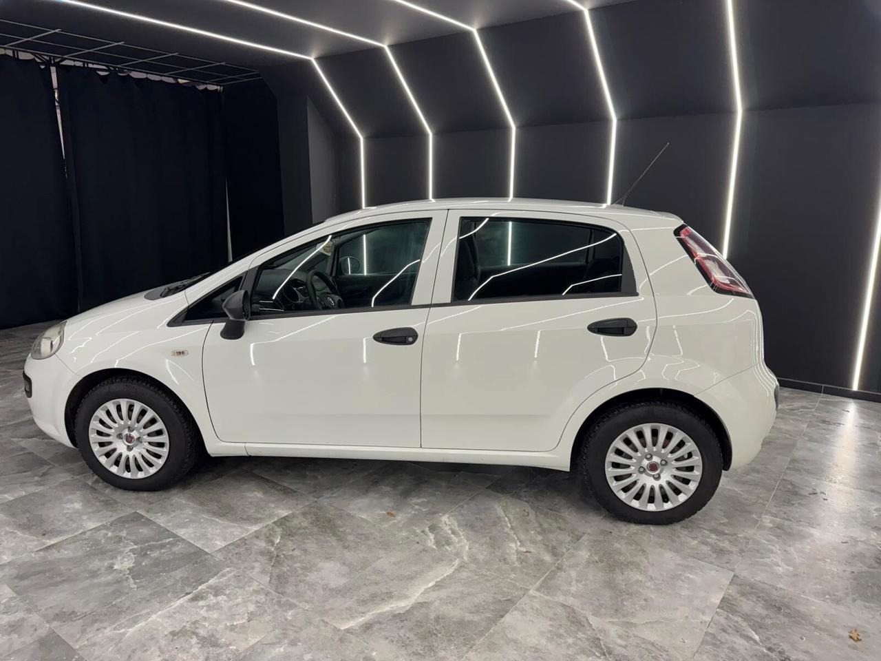 Fiat Punto Evo 1.4 5 porte Dynamic GPL