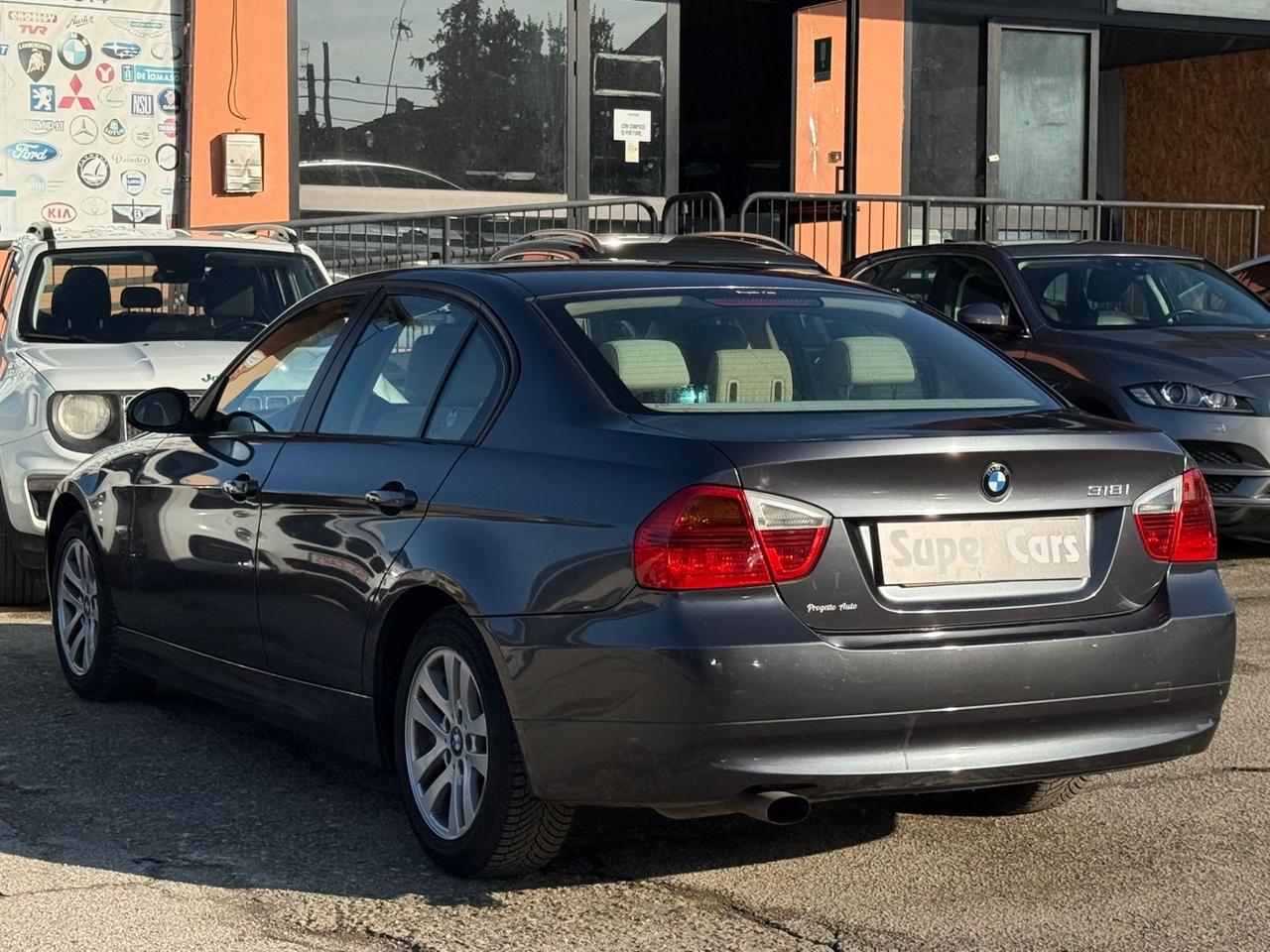 BMW 318 BENZINA 150CV BERLINA Futura