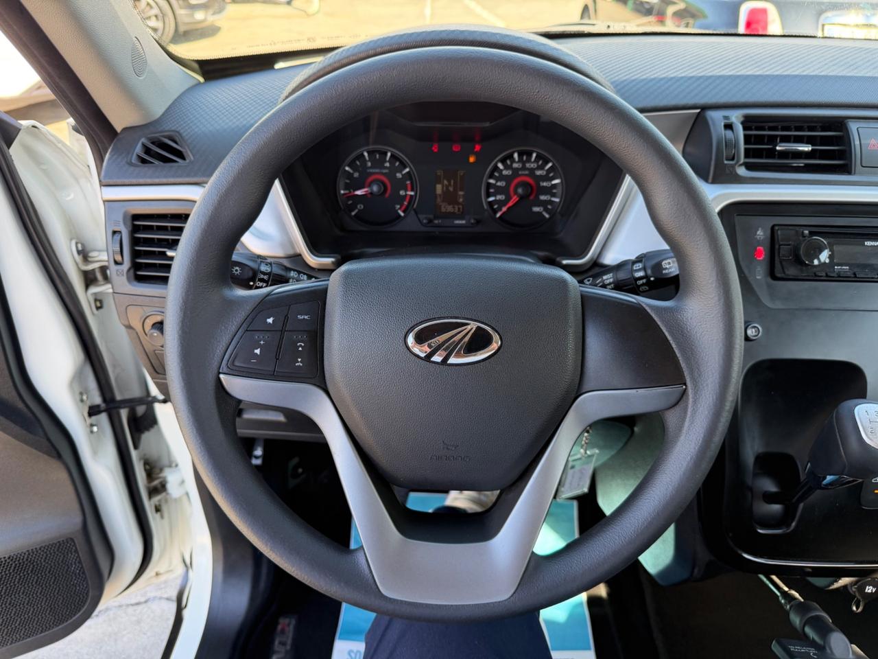 Mahindra KUV100 1.2 VVT 87CV/69.000KM/2023