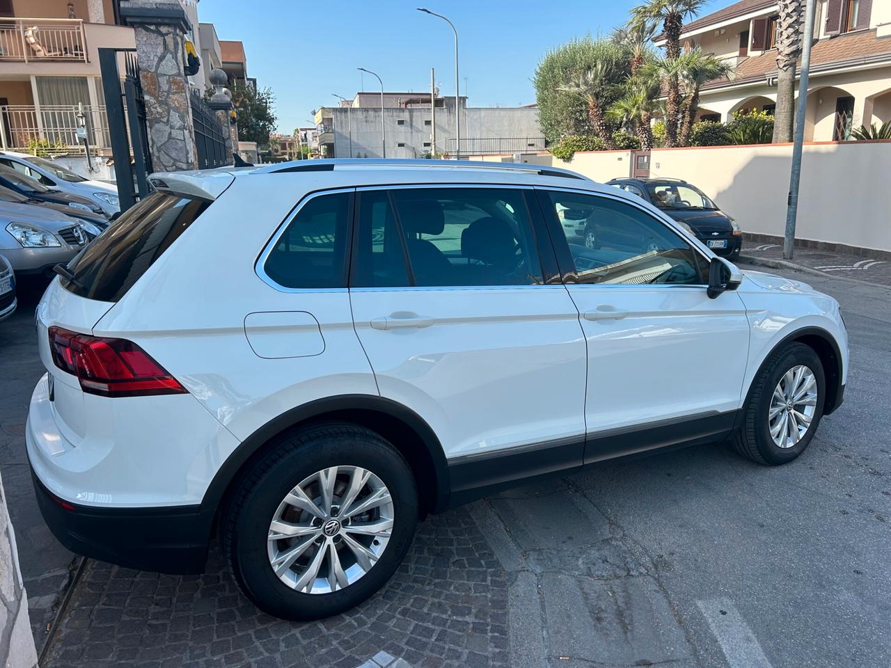 Volkswagen Tiguan 1.6 TDI SCR Sport BlueMotion Technology