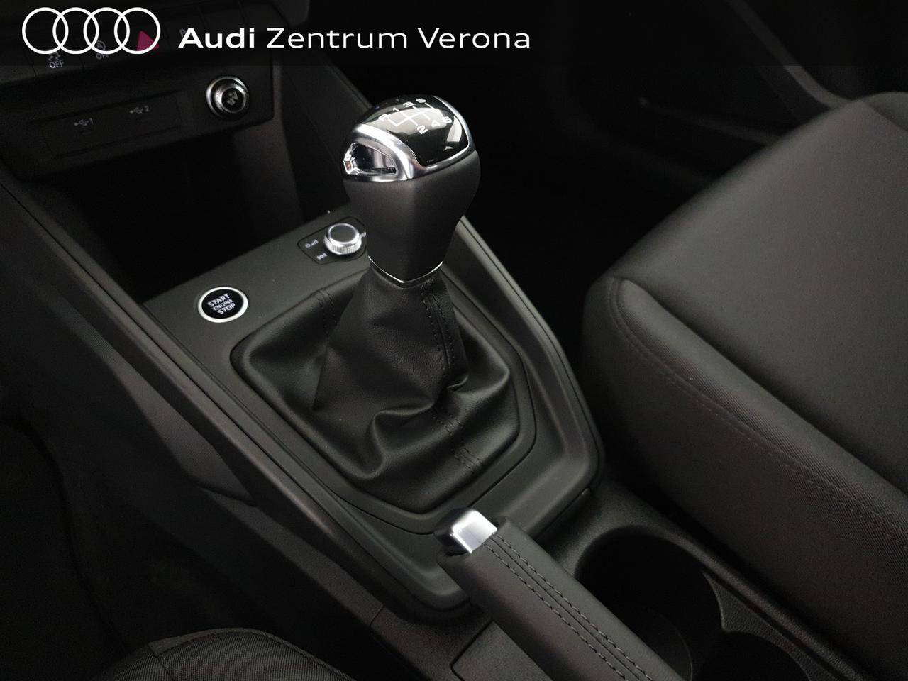 Allstreet 30TFSI 116CV S tronic Identity Contras