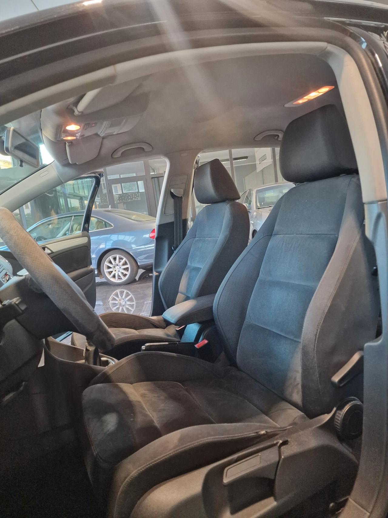 Volkswagen Golf 1.6 5p. Highline BiFuel