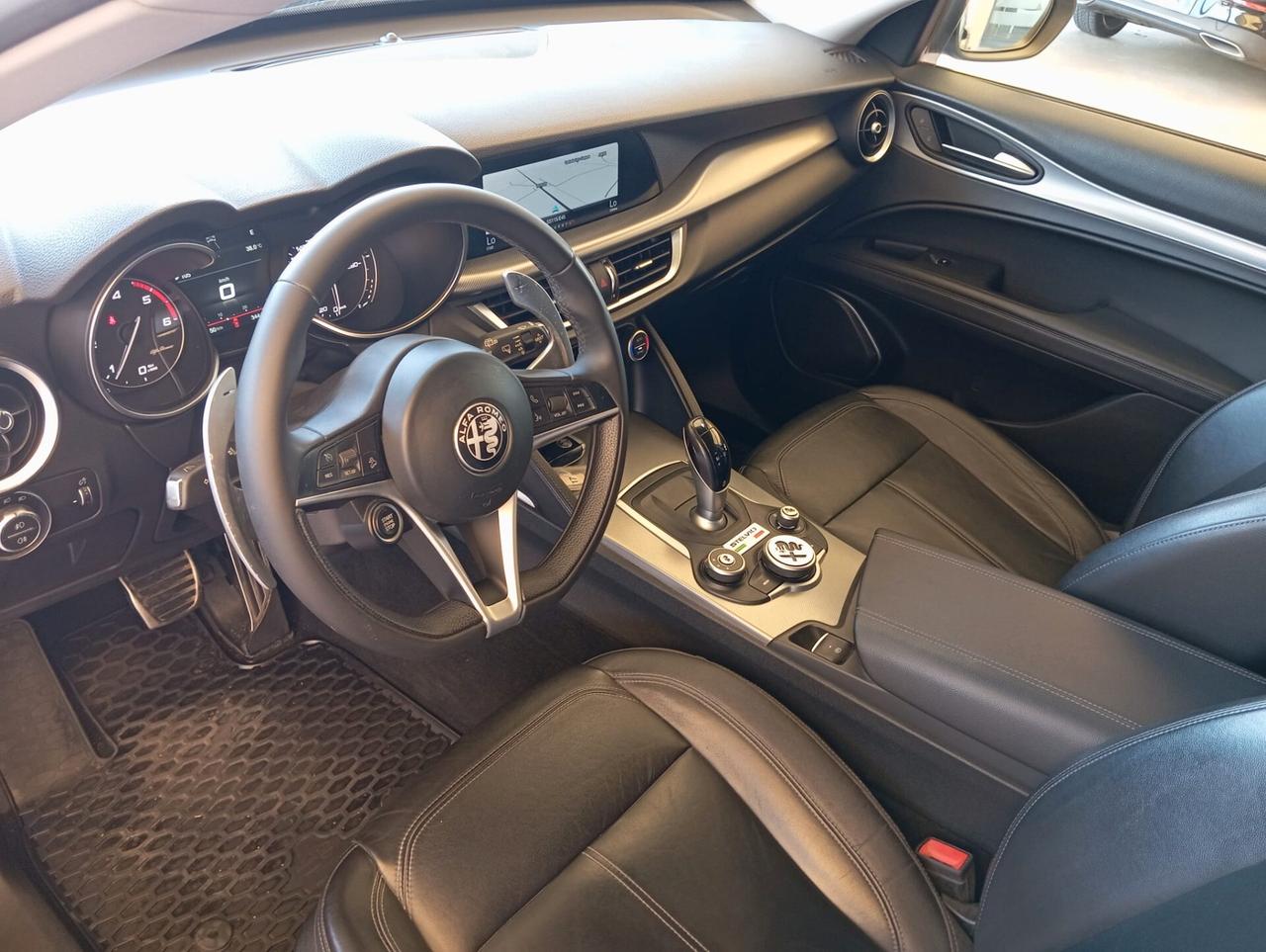 Alfa Romeo Stelvio 2.2 Turbodiesel 210 CV AT8 Q4 Veloce
