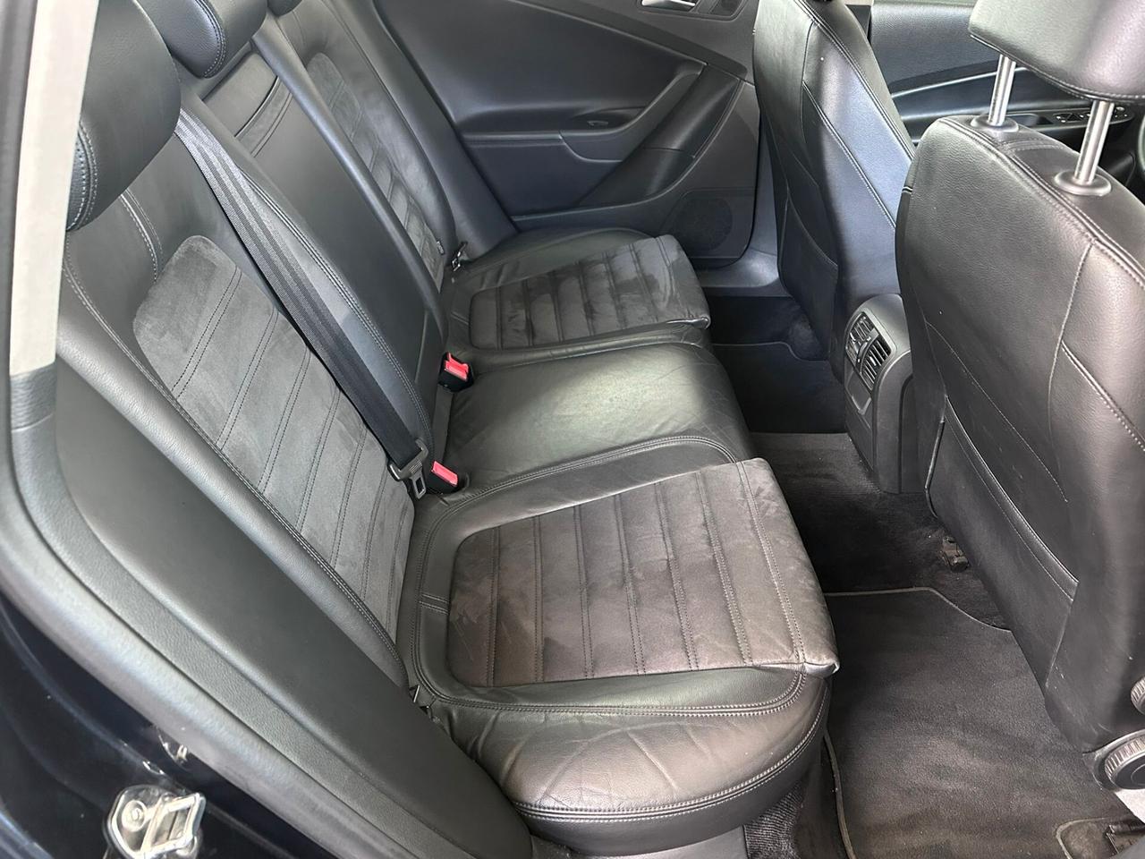 Volkswagen Passat 2.0 TDI DPF Var. Highline