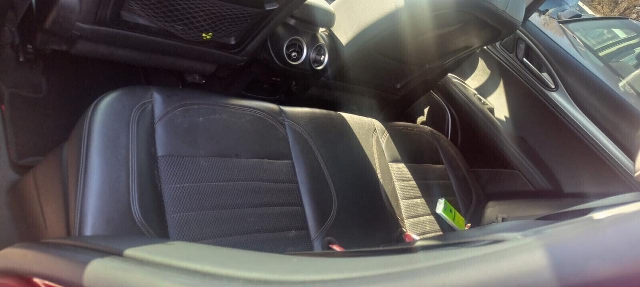 Alfa Romeo Stelvio 2.2 Turbodiesel 210 CV AT8 Q4 B