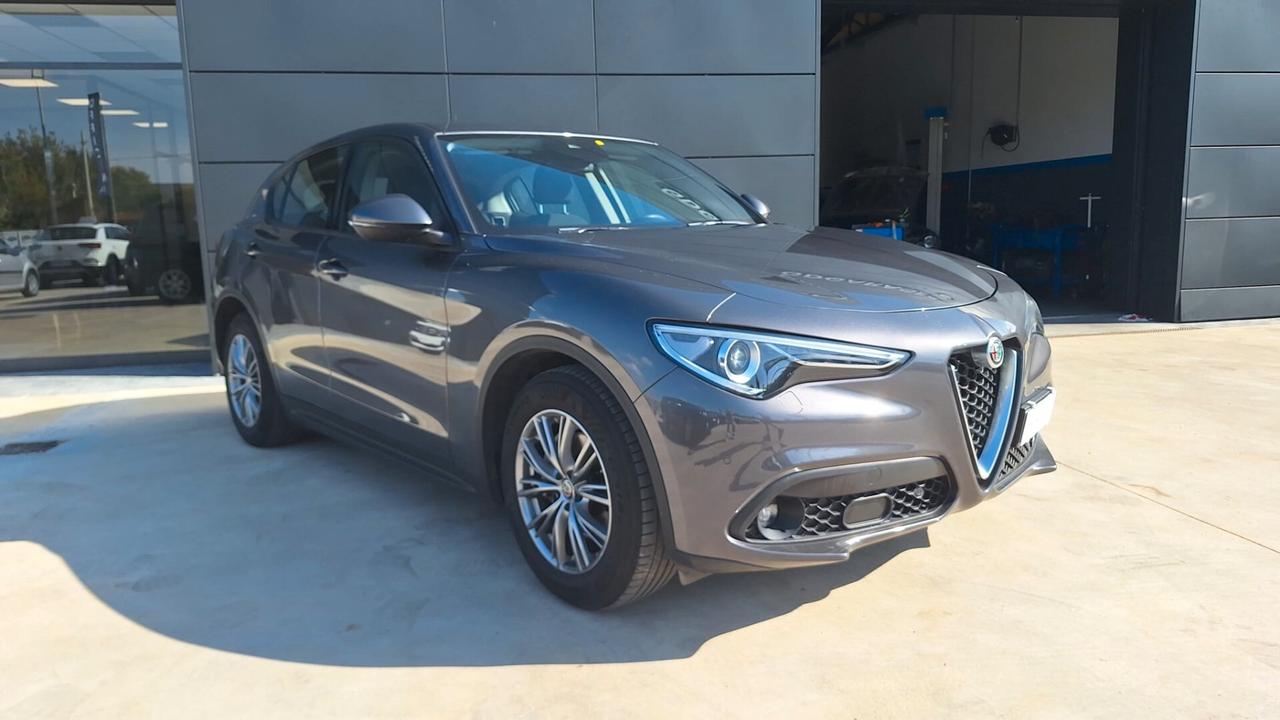 Alfa Romeo Stelvio 2.2 Turbodiesel 190 CV AT8 RWD Business