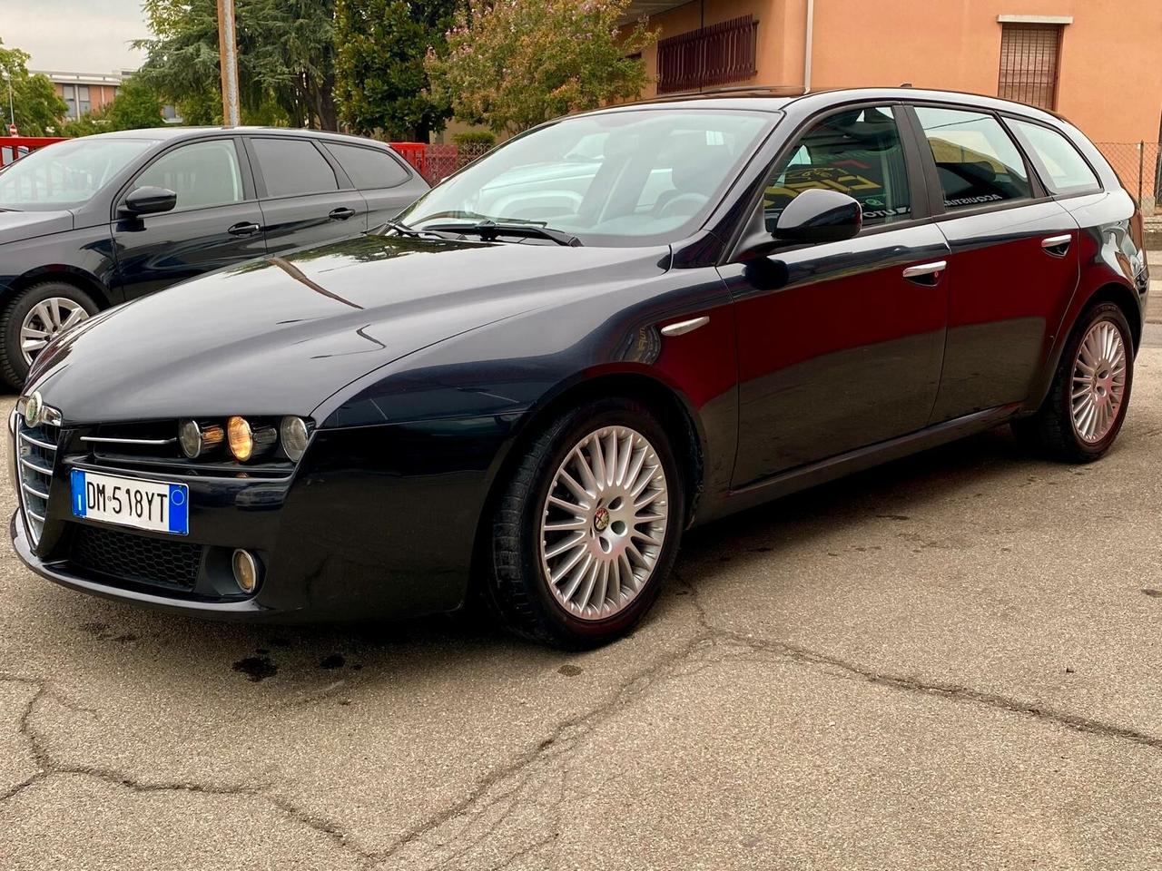 Alfa Romeo 159 1.9 JTDm 16V Sportwagon