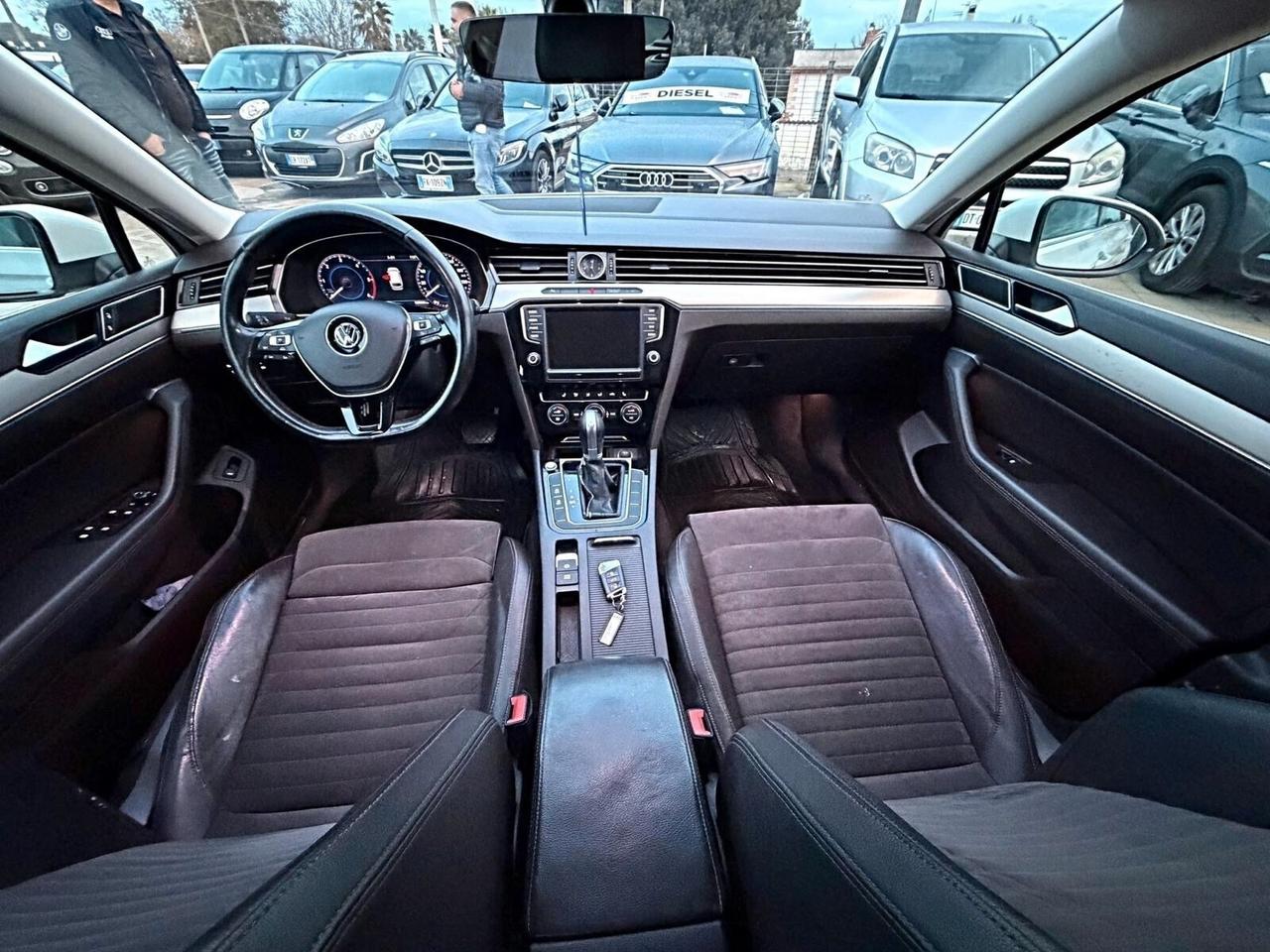 Volkswagen Passat Variant 2.0 TDI 190 CV DSG Highline BlueMotion Tech.