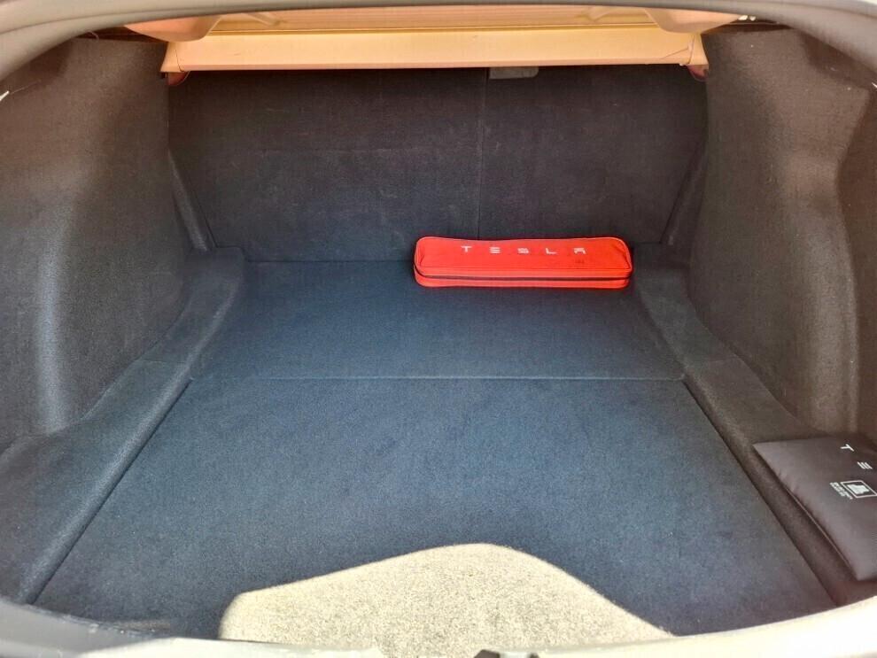 Tesla Model 3 Long Range Dual Motor AWD