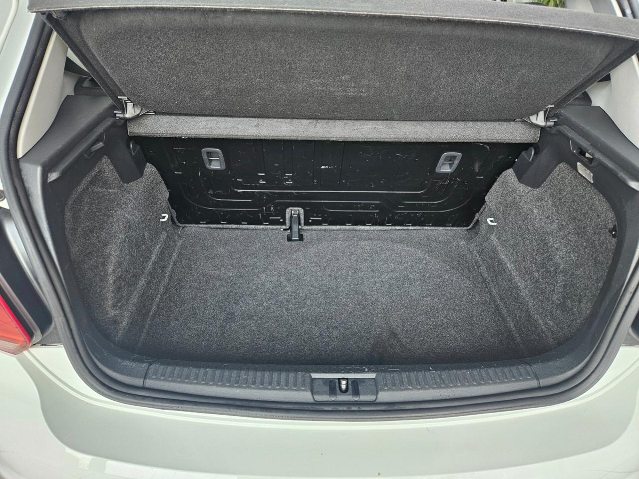 Volkswagen Polo 1.0 MPI 5p. Trendline