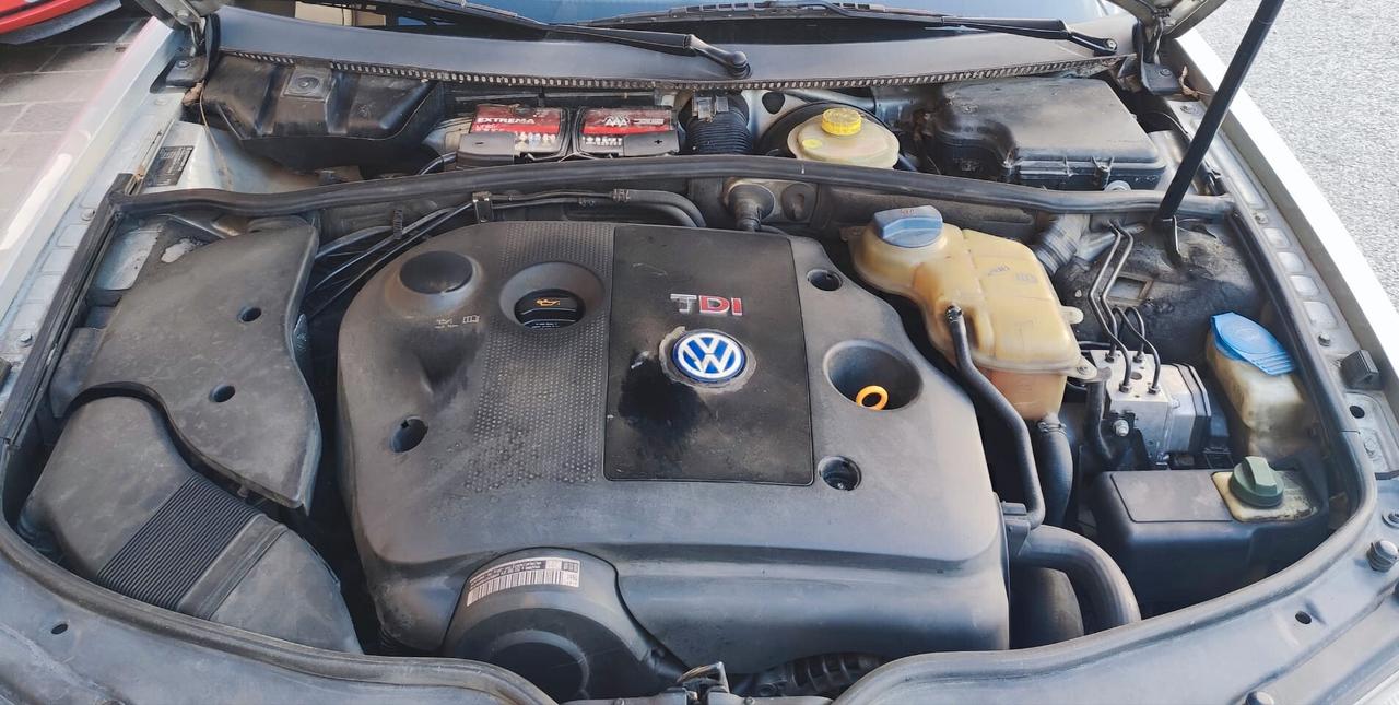 Volkswagen Passat 1.9 TDI/110 CV cat Trendline