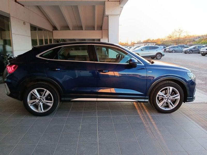 Audi Q3 Sportback 40 2.0 tdi S line edition quattro 200cv s-tronic